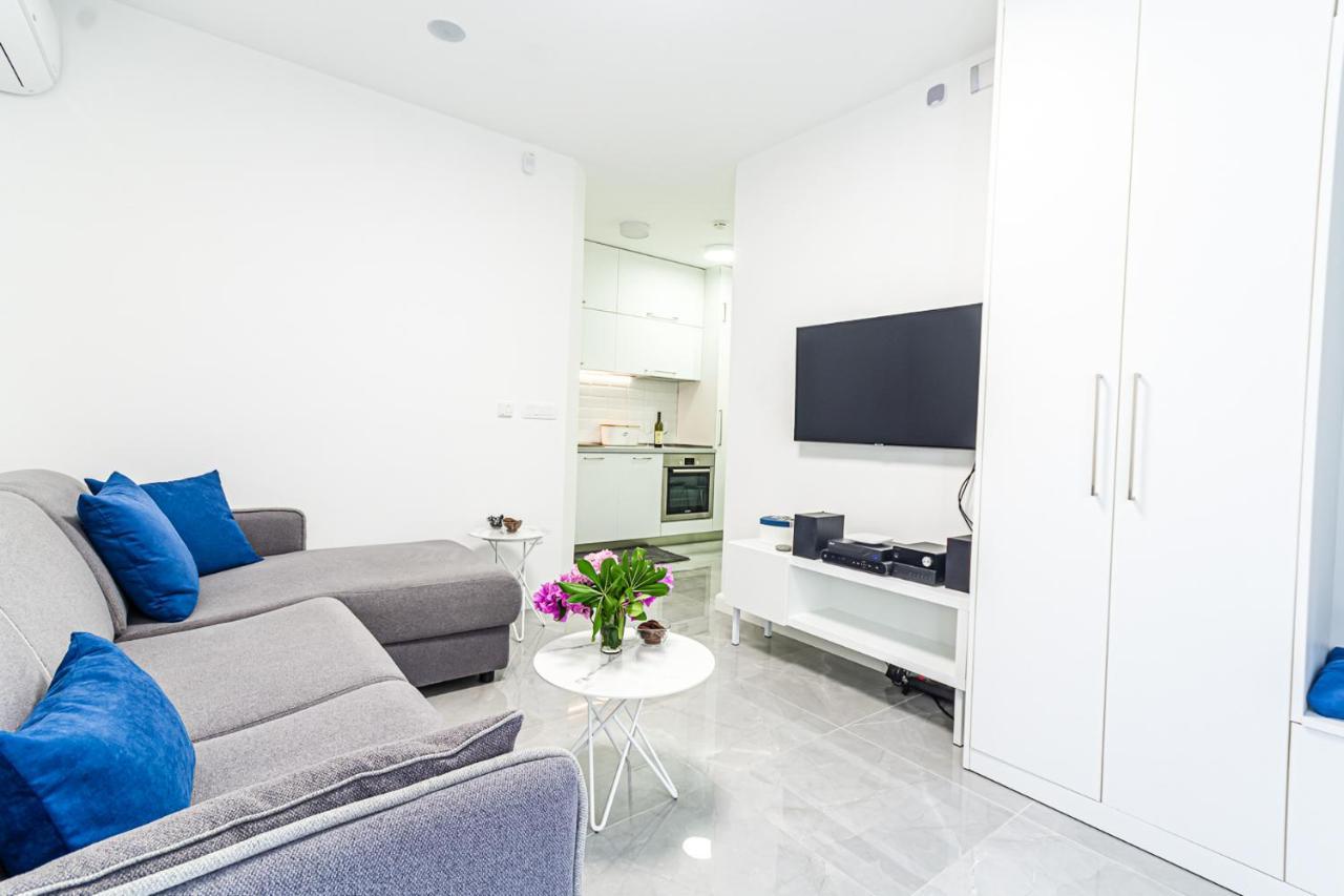 Miramare Apartments Przno Экстерьер фото
